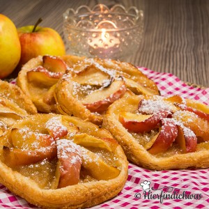 Blaetterteig mit Apfel