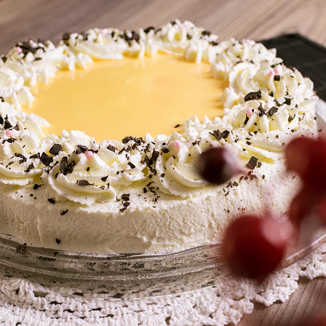 Eierlikoertorte fuer Ostern