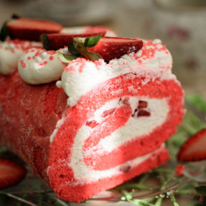 Biskuitrolle mit Frischkaesecreme